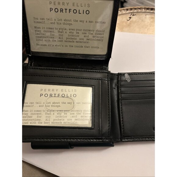 Perry Ellis Portfolio Black Pebble Bifold  Wallet New Retails For $39.50 - Picture 8 of 9